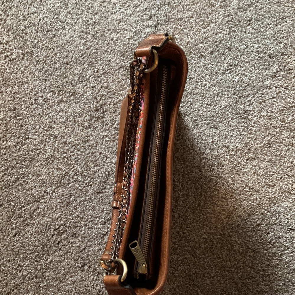 Patricia Nash leather and fabric purse - Picture 5 of 5